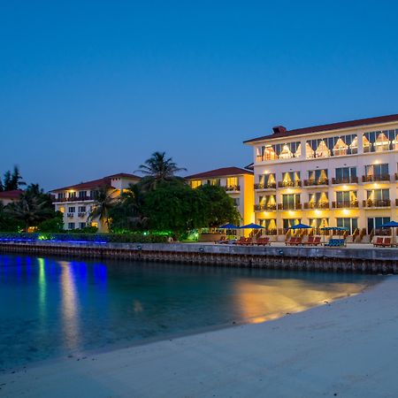 Hulhule Island Hotel Male Exterior photo