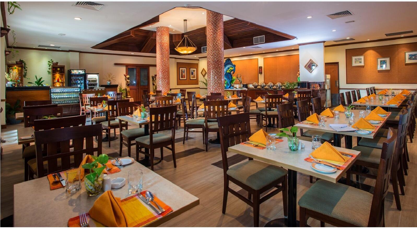 Hulhule Island Hotel Male Exterior photo