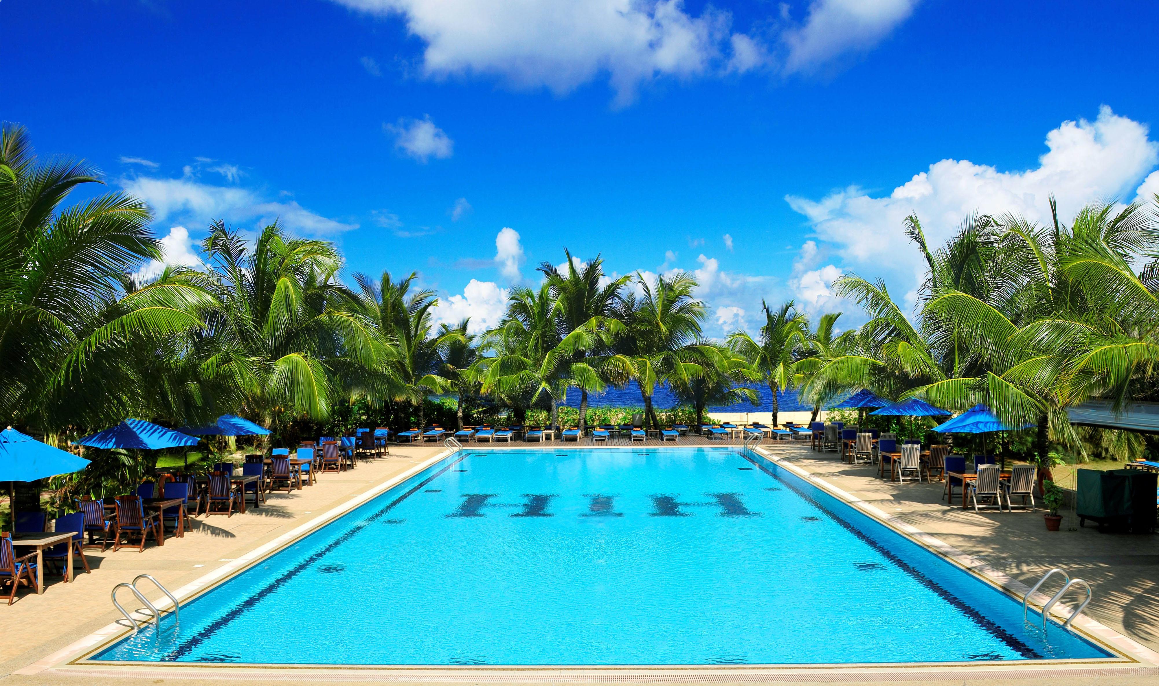 Hulhule Island Hotel Male Exterior photo